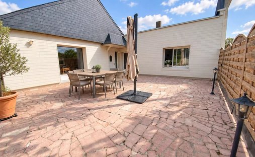 House in Ouest, Chalonnes-sur-Loire, France 1