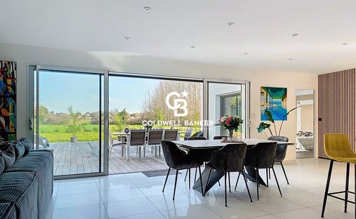 House in Littoral Ouest, Talmont-Saint-Hilaire, France 1