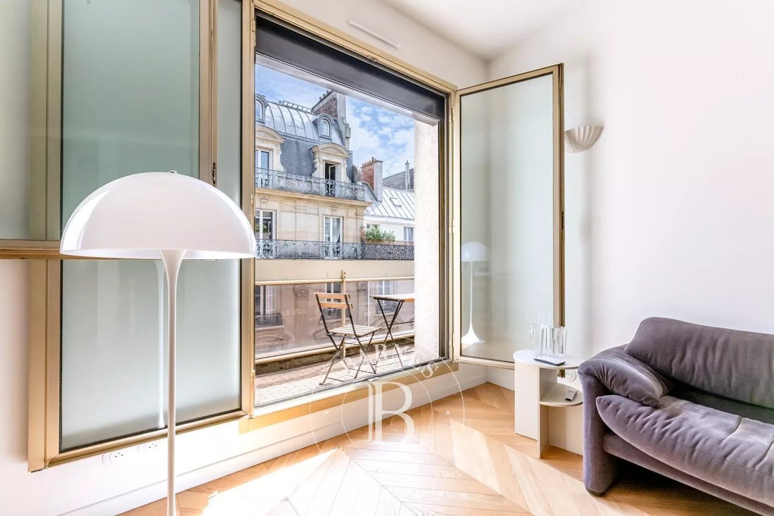 Apartment in Hoche-Friedland, Paris 8e Arrondissement, Paris 3 - 18930687