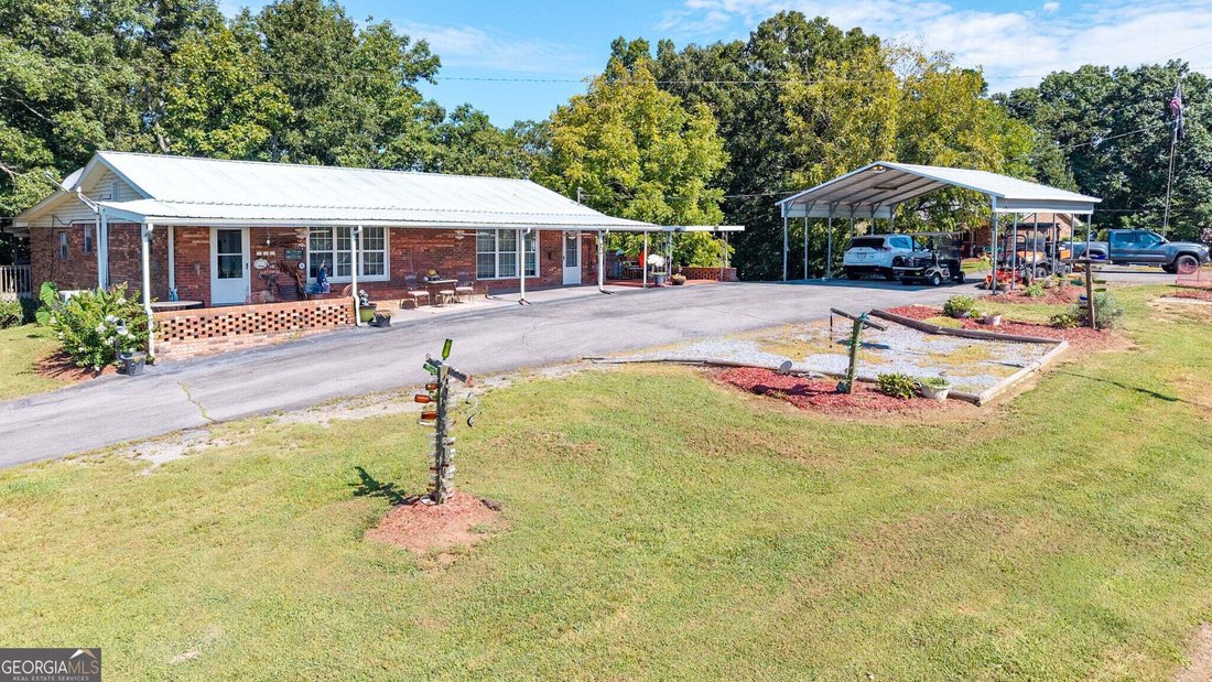 Chatsworth, Georgia, United States 1 - 18931044