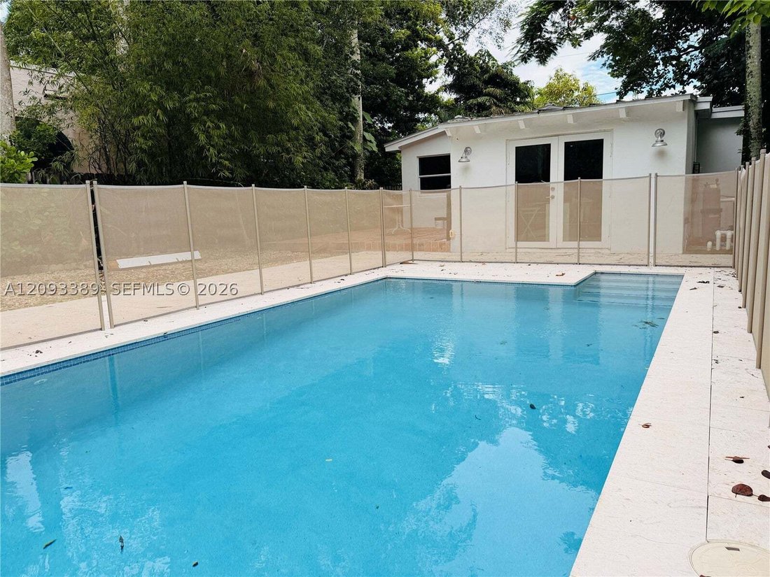 House in Miami, Florida, United States 1 - 18930496