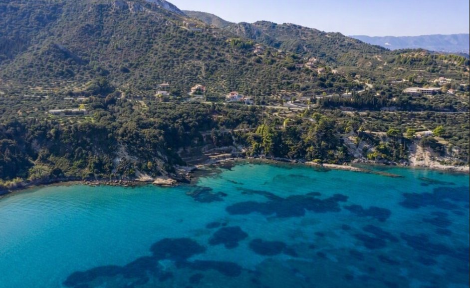 Land in Basilikou, Peloponnese, Western Greece and the Ionian, Griechenland 5 - 18806433