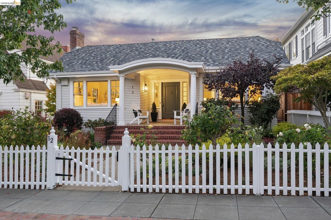 House in Alameda, California, United States 1 - 18930381