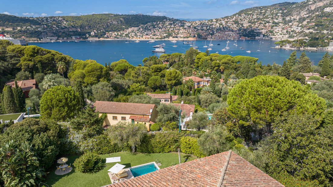 Villa in Saint-Jean-Cap-Ferrat, Provence-Alpes-Côte d'Azur, France 2 - 18930861