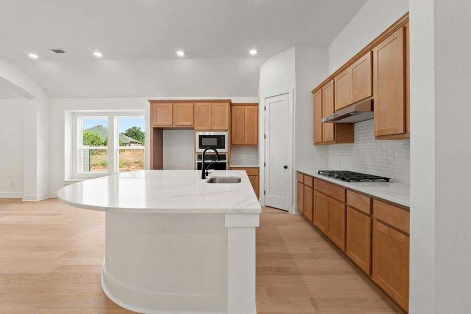 House in Georgetown, Texas, United States 3 - 18041502