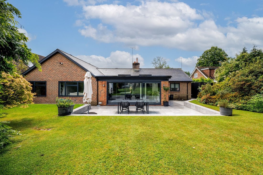 Bungalow in North Chailey, England 1 - 18931824