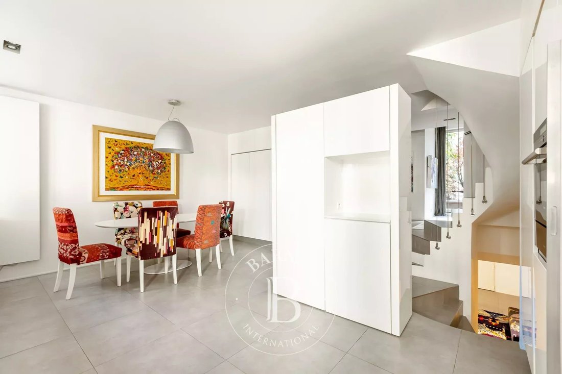 Townhouse in Chaillot, Paris 16e Arrondissement, Paris 4 - 18930293