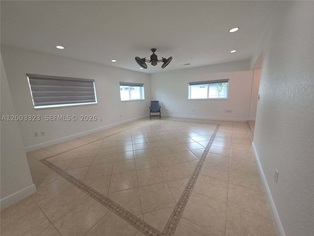 House in Oakland Park, Florida, United States 5 - 17706795