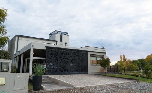 House in General Roca, Río Negro, Argentina 1