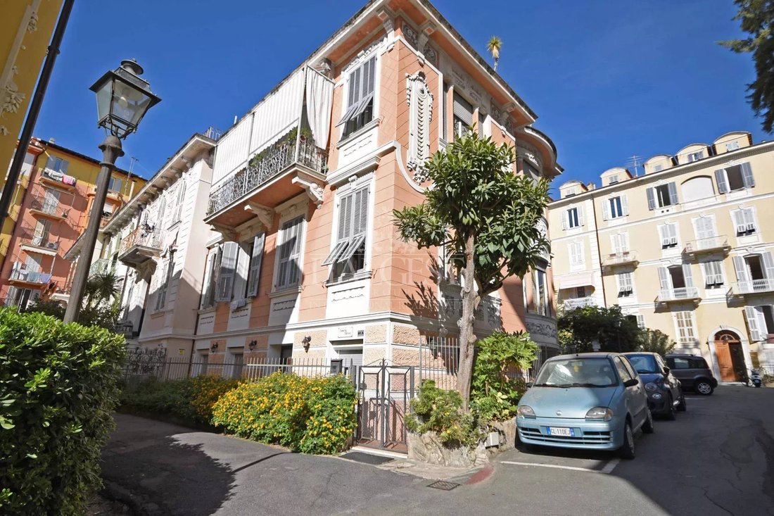 House in Centro Storico, Sanremo, Liguria 2 - 18931478