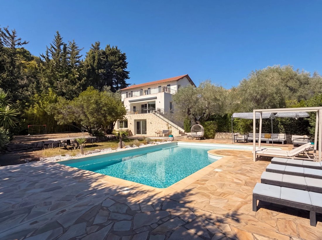 Villa in Mougins, Provence-Alpes-Côte d'Azur, France 1 - 18931389
