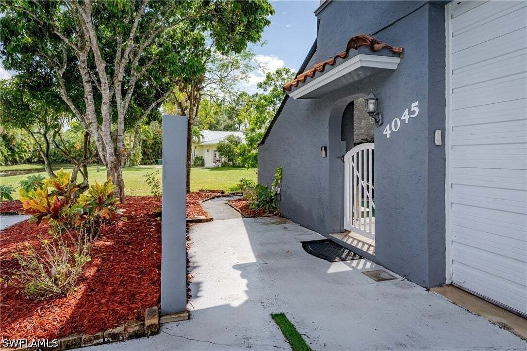 Condo in Naples, Florida, United States 5 - 18930365