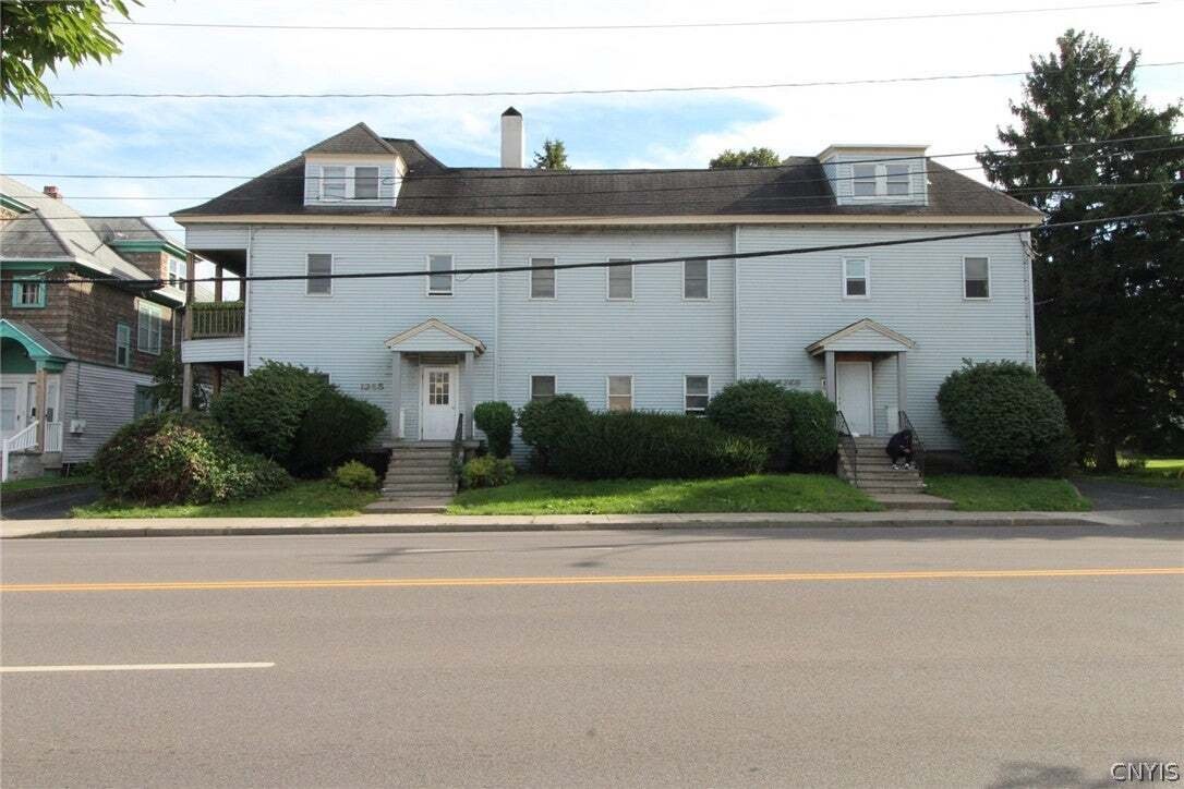 Syracuse, New York, United States 2 - 18930280