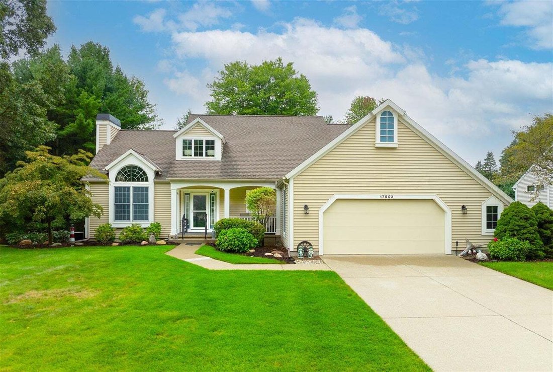 House in Fruitport Charter Township, Michigan, United States 1 - 18930894