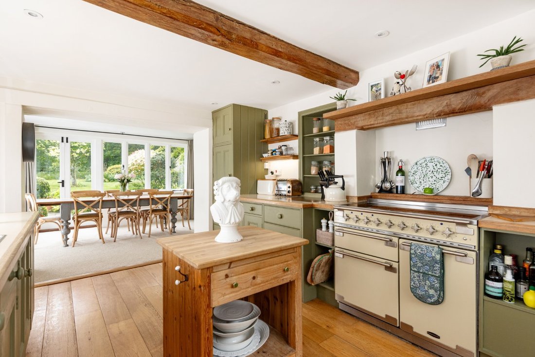 House in Sulgrave, England 2 - 18930435