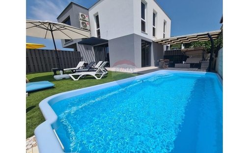 House in Stara Novalja, Croatia 1