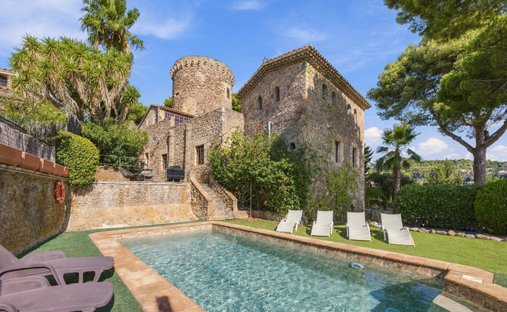 Villa in Santa Susanna, Catalonia, Spain 1