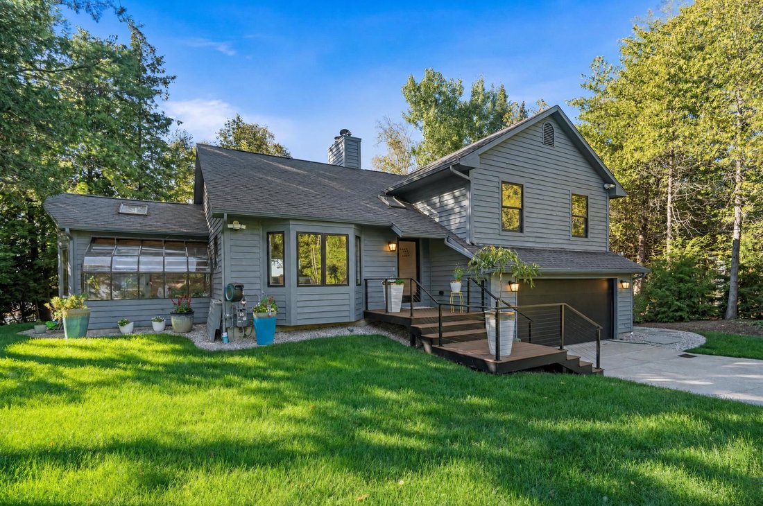 House in Charlevoix, Michigan, United States 4 - 18930910