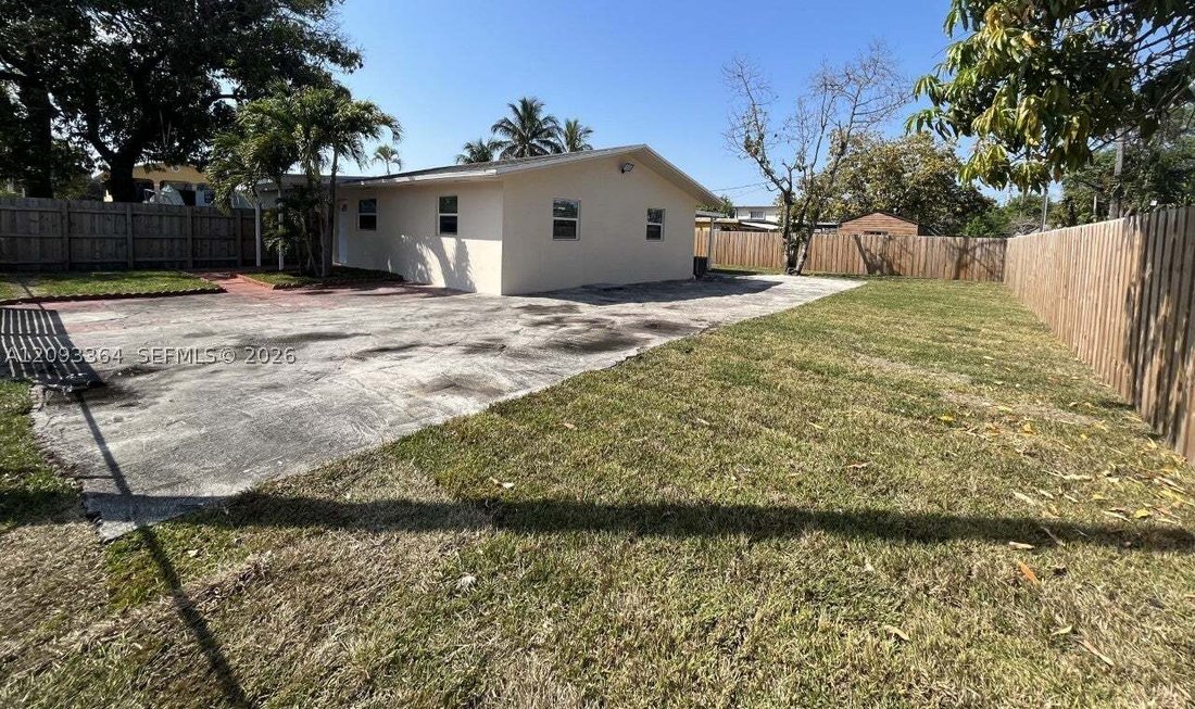 House in Hialeah, Florida, United States 3 - 18930474