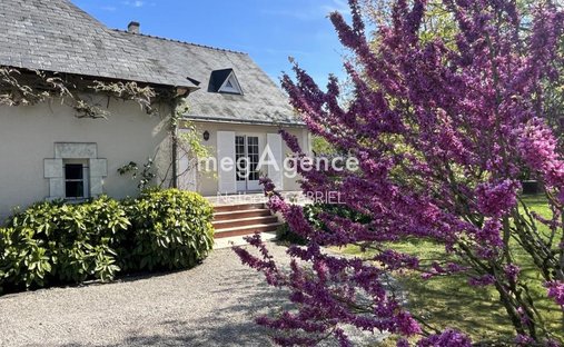 House in Bouchemaine, Pays de la Loire, France 1