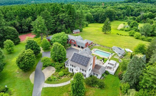 House in Dunstable, Massachusetts, United States 1