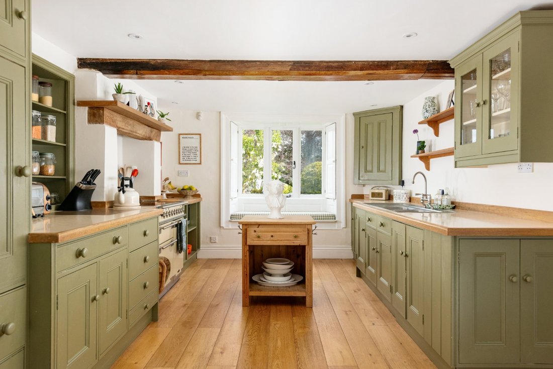 House in Sulgrave, England 4 - 18930435