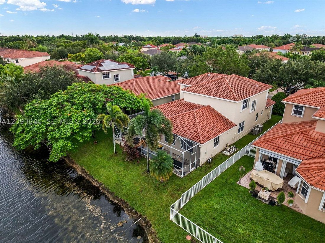 House in Miramar, Florida, United States 5 - 18930489