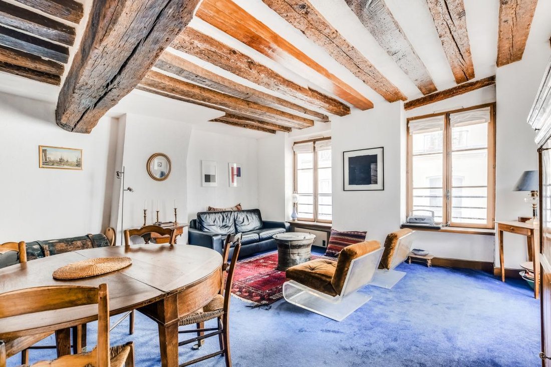 Apartment in Arts et Métiers, Paris 3e Arrondissement, Paris 3 - 18931656