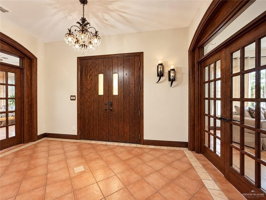 House in McAllen, Texas, United States 4 - 18930299