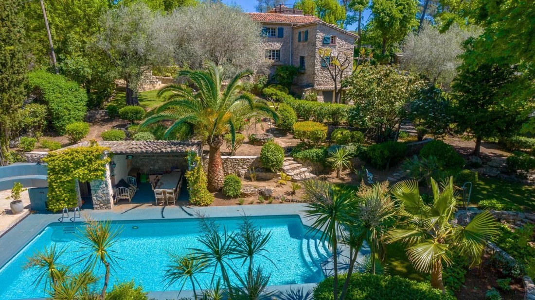 Country House in Nord, Roquefort-les-Pins, France 5 - 18931523