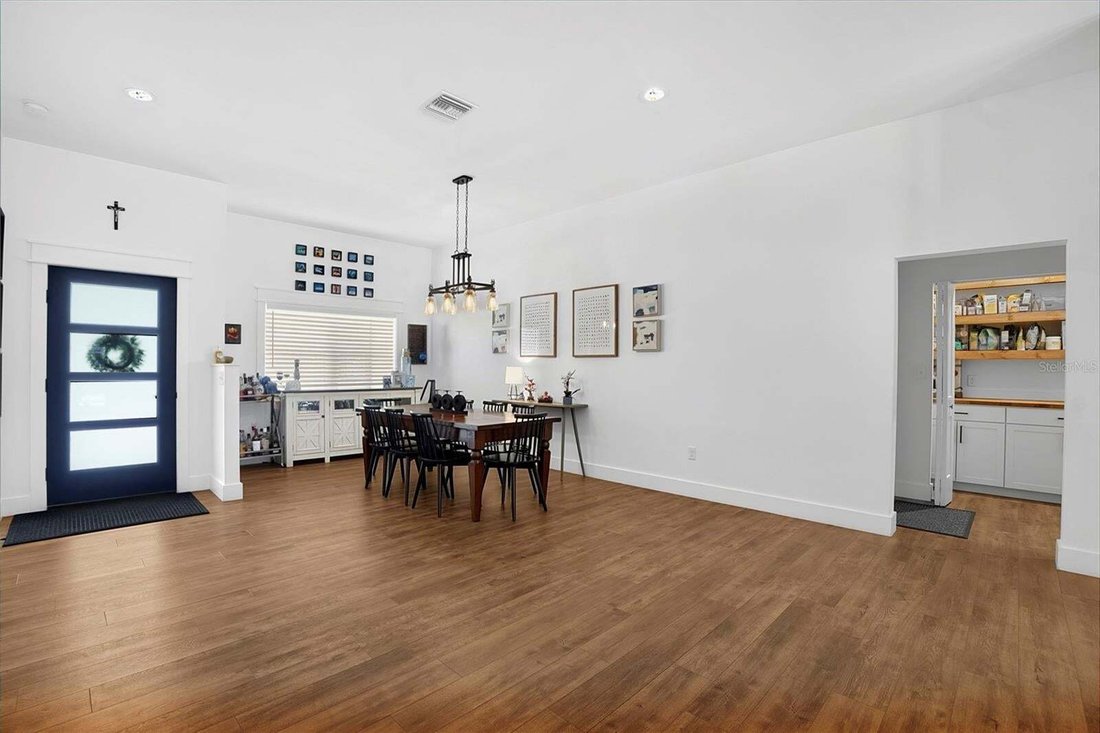 House in Gainesville, Florida, United States 3 - 18930875