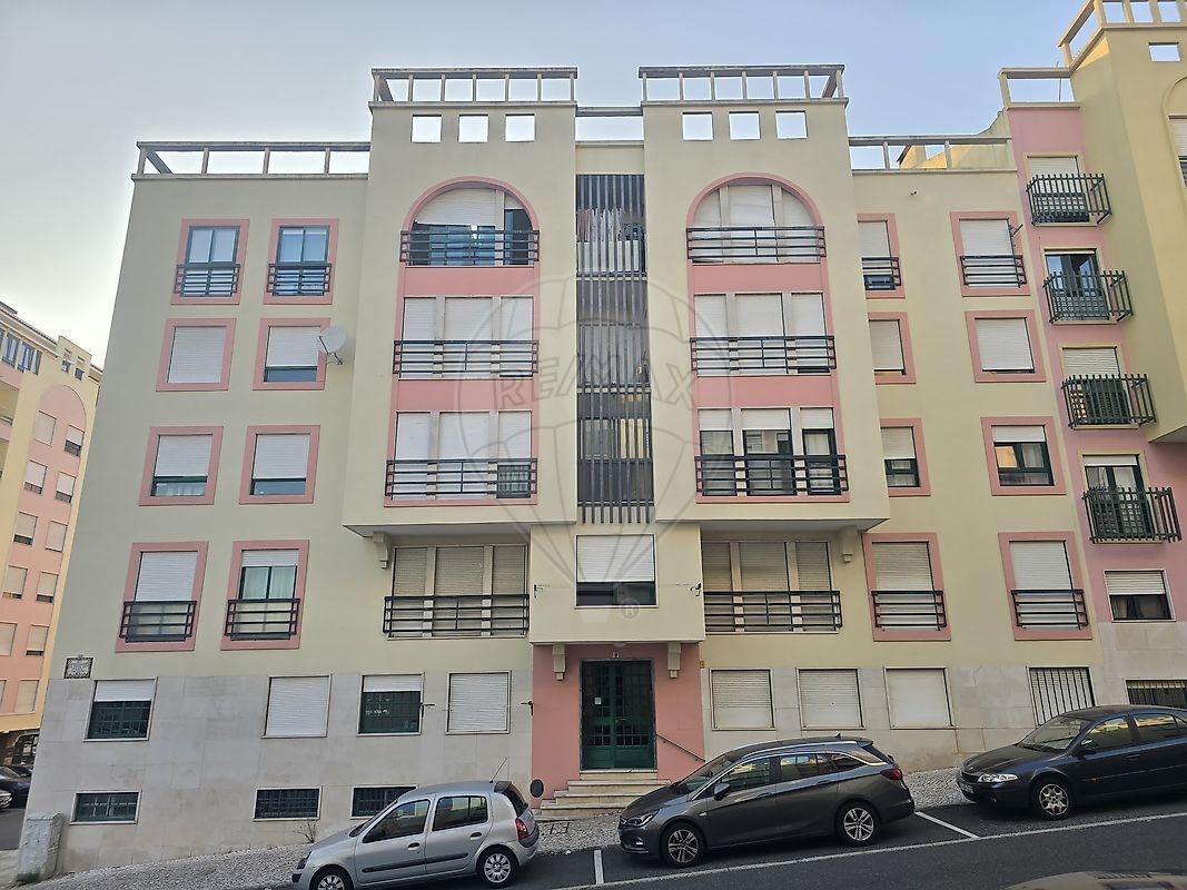 Apartment in Massama e Monte Abraao, Lisbon, Portugal 3 - 18931229