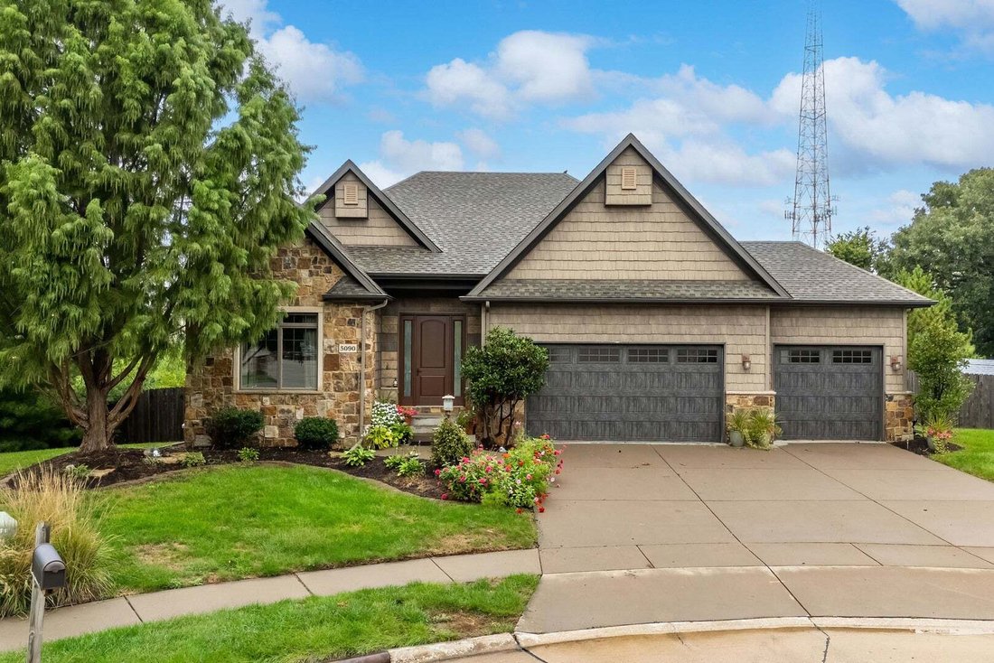 House in Bettendorf, Iowa, United States 1 - 18930929