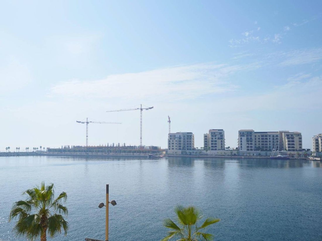 Apartment in Jumeirah, Dubai, United Arab Emirates 4 - 18930995