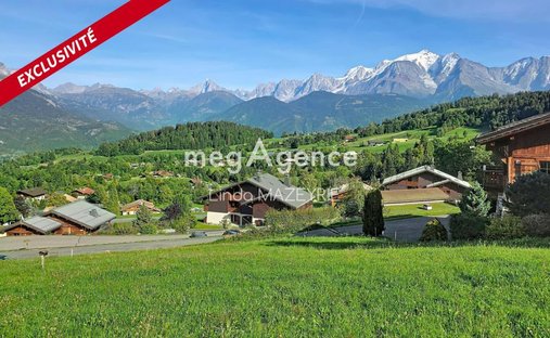 Land in Cordon, Auvergne-Rhône-Alpes, France 1