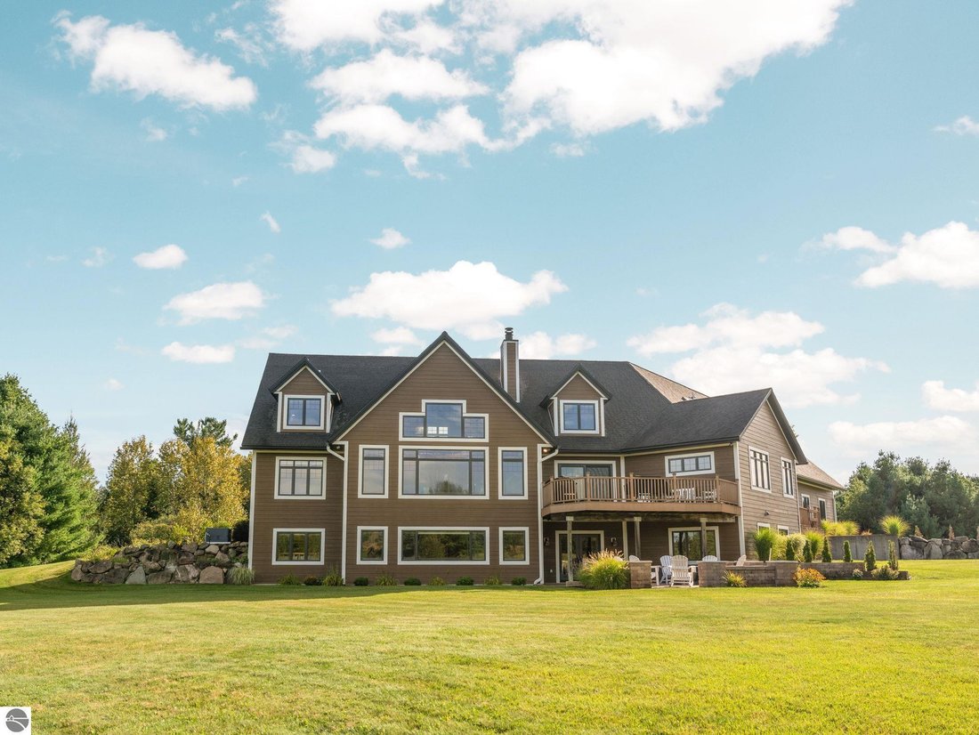 House in Cadillac, Michigan, United States 4 - 18930536