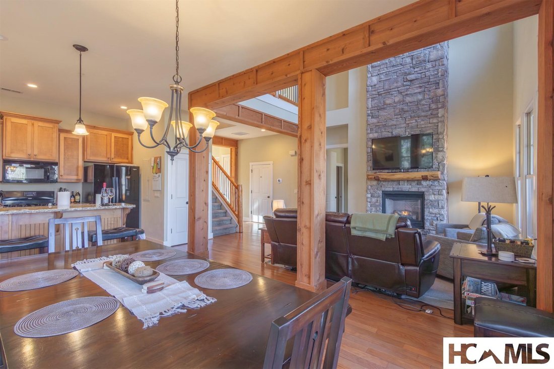 Condo in Tuckasegee, North Carolina, United States 2 - 18930911