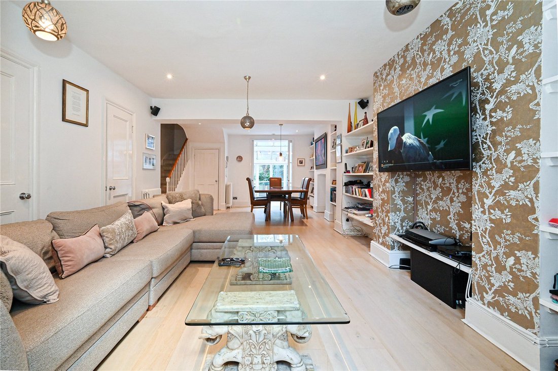 House in Primrose Hill, Camden, England 2 - 18931132