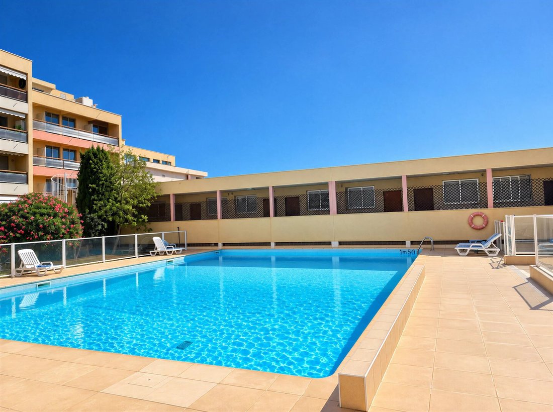 Apartment in Tourves, Provence-Alpes-Côte d'Azur, France 2 - 18931323