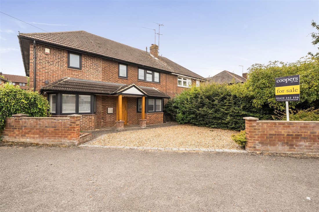 House in Cookham, England 1 - 18930806