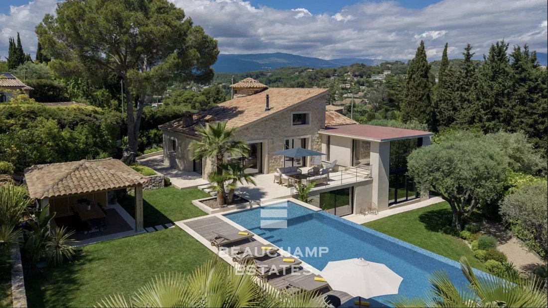 Villa in Mougins, Provence-Alpes-Côte d'Azur, France 1 - 18931383