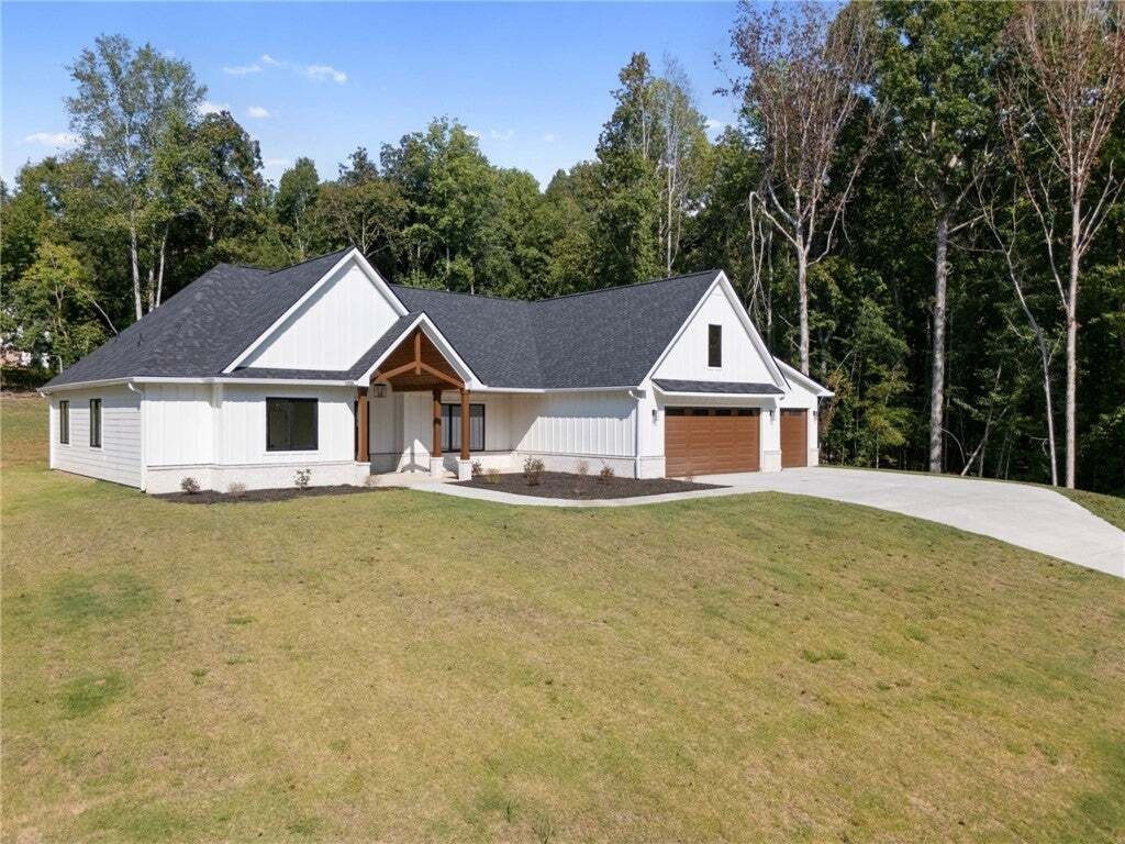 House in Laurens, South Carolina, United States 2 - 18401934