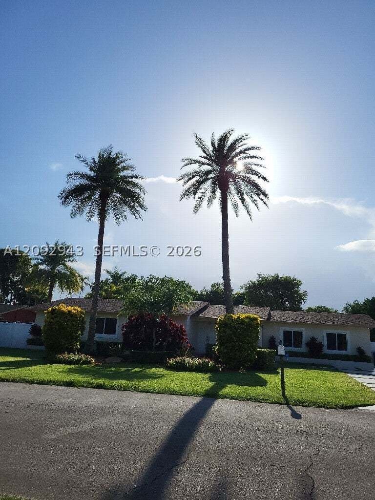 House in Miami, Florida, United States 5 - 18930455