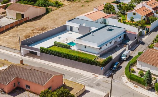 House in Olho Marinho, Leiria District, Portugal 1