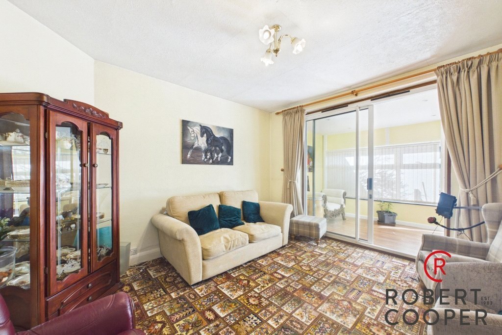 House in Rayners Lane, Harrow, England 2 - 18930294