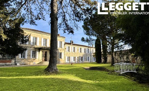 House in Aumagne, Nouvelle-Aquitaine, France 1