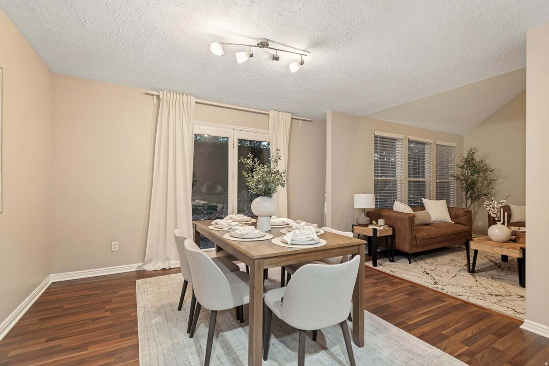 Townhouse in Cottonwood Heights, Utah, United States 5 - 18930611