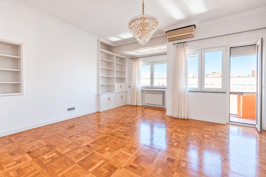Apartment in Chamberi, Madrid, Spain 1 - 18930815