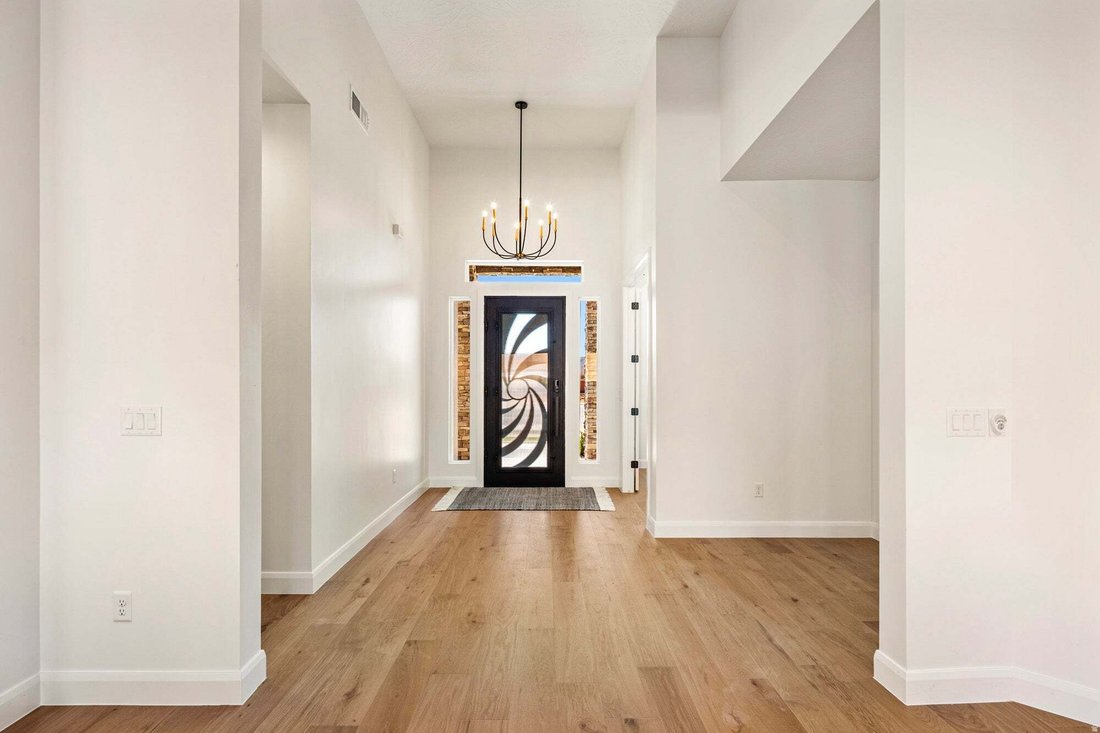 House in Ivins, Utah, United States 5 - 18930612