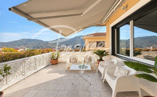 Apartment in Centro Storico, La Spezia, Italy 1
